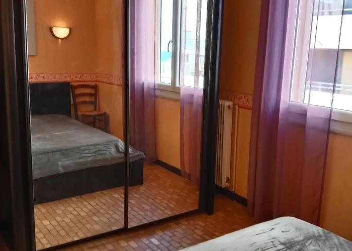 شقة T2 Proche Pour 4 Personnes - 4cario7 *